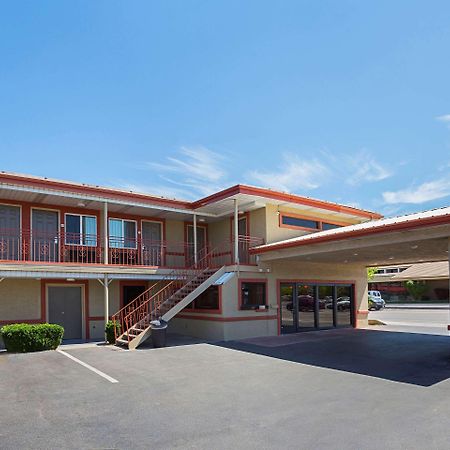 Econo Lodge Hurricane Zion Park Area Exterior photo